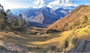 Mountains-Of-Peru-Navi-mieten